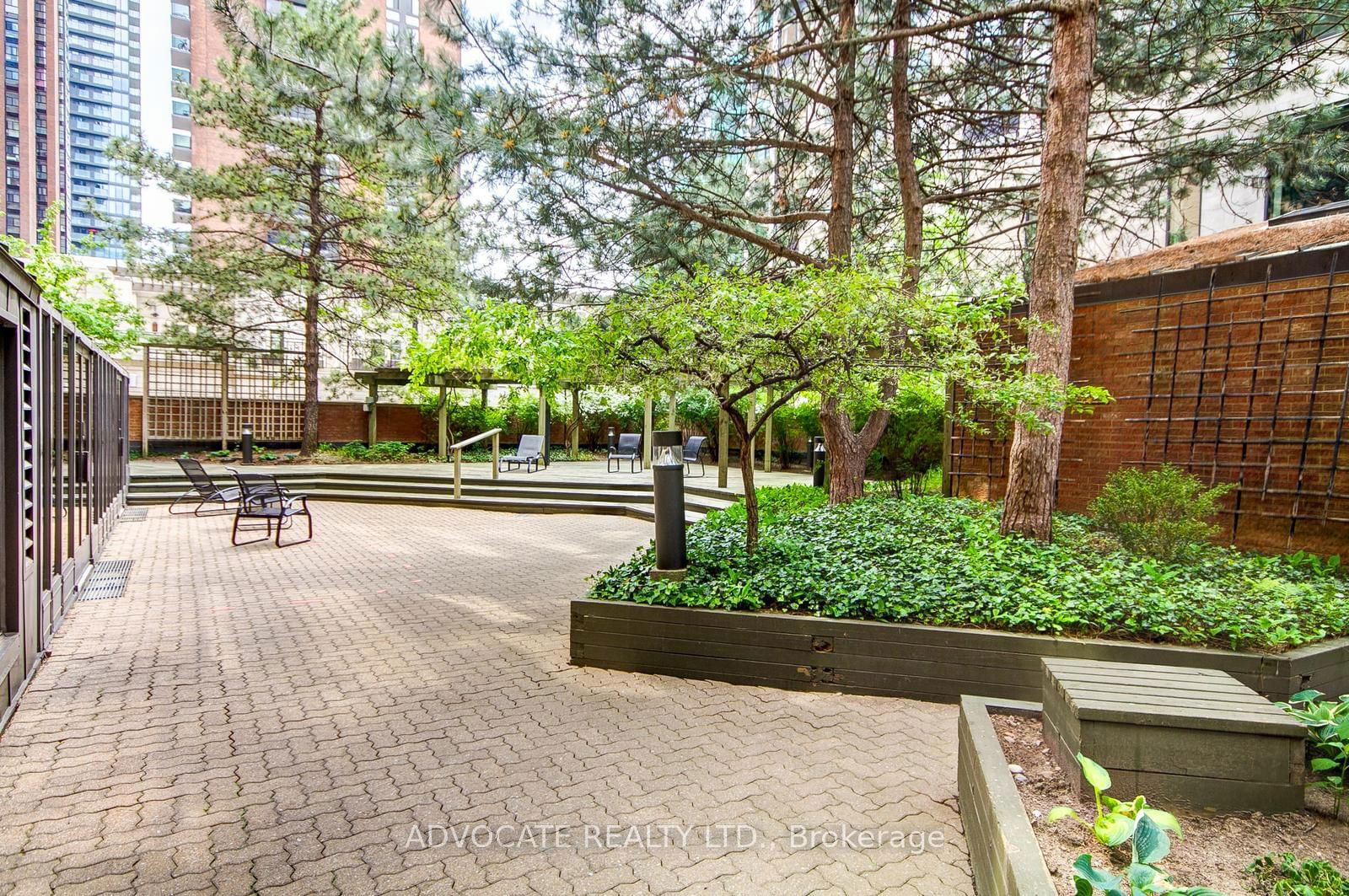 1166 Bay St, unit 1105 for sale