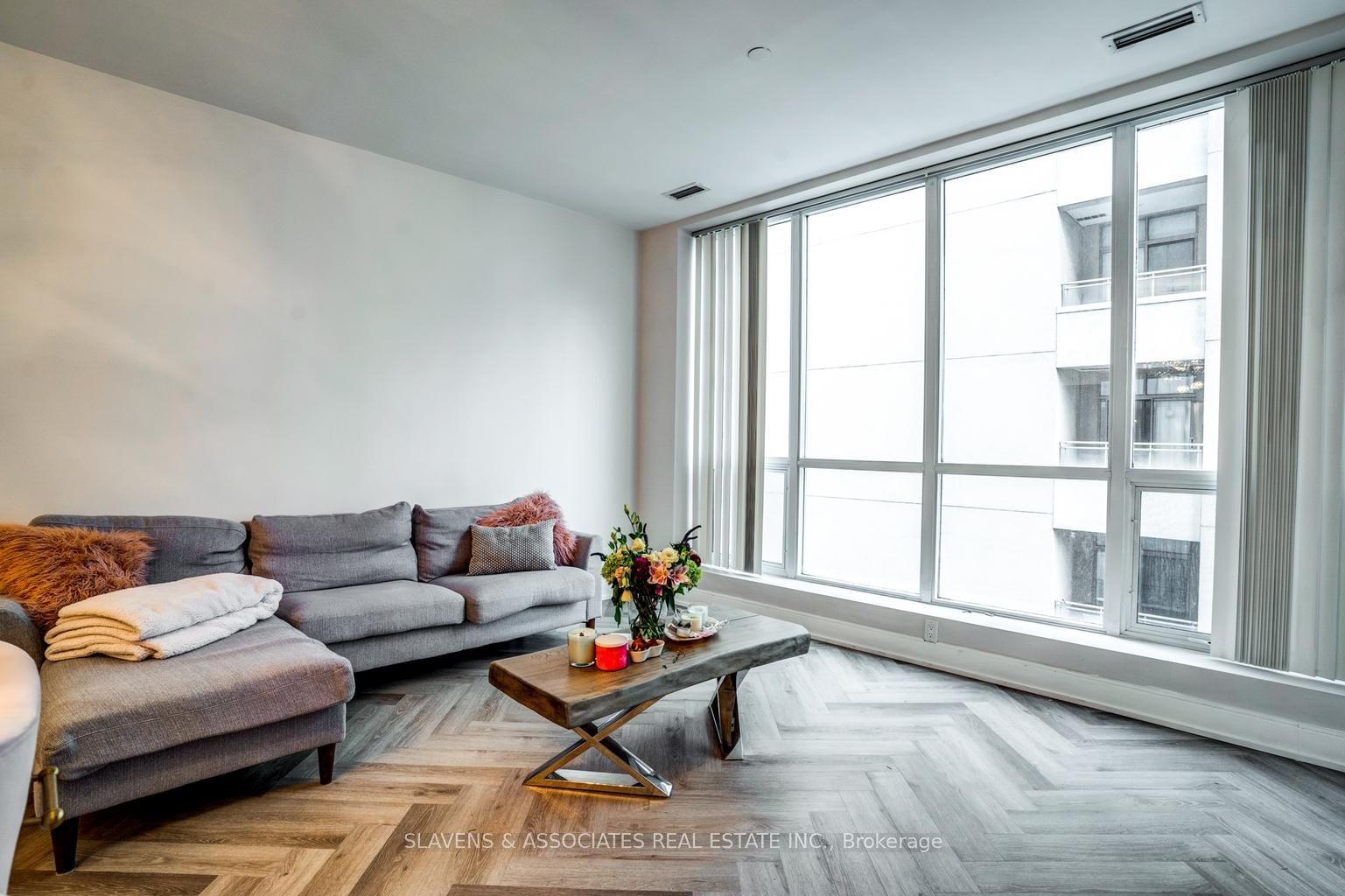 980 Yonge St, unit 514 for rent