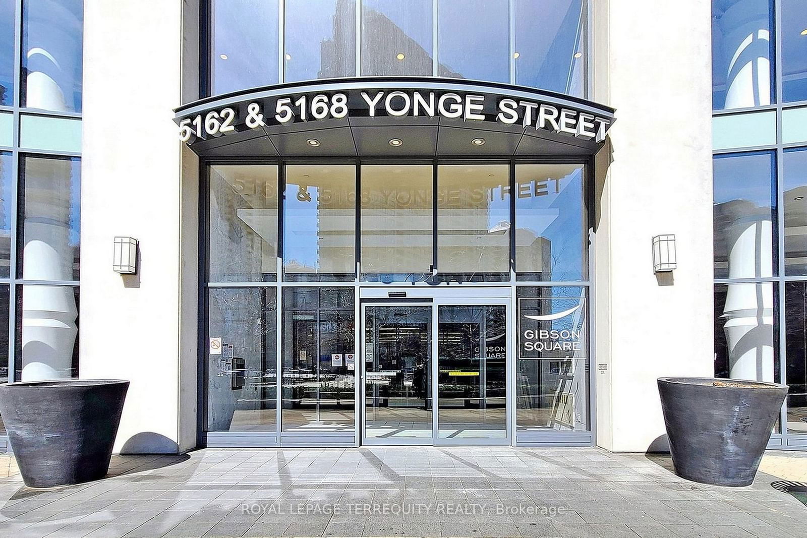 5162 Yonge St, unit LPH 607 for rent