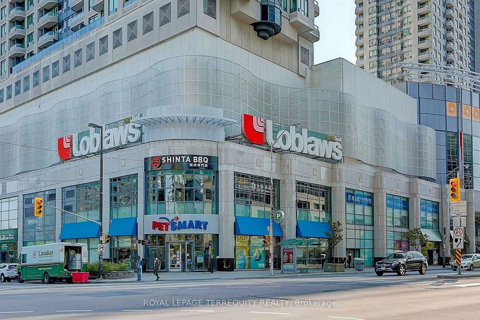 5162 Yonge St, unit LPH 607 for rent