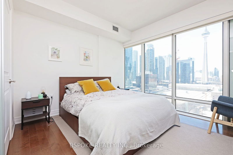 8 The Esplanade, unit 1502 for rent