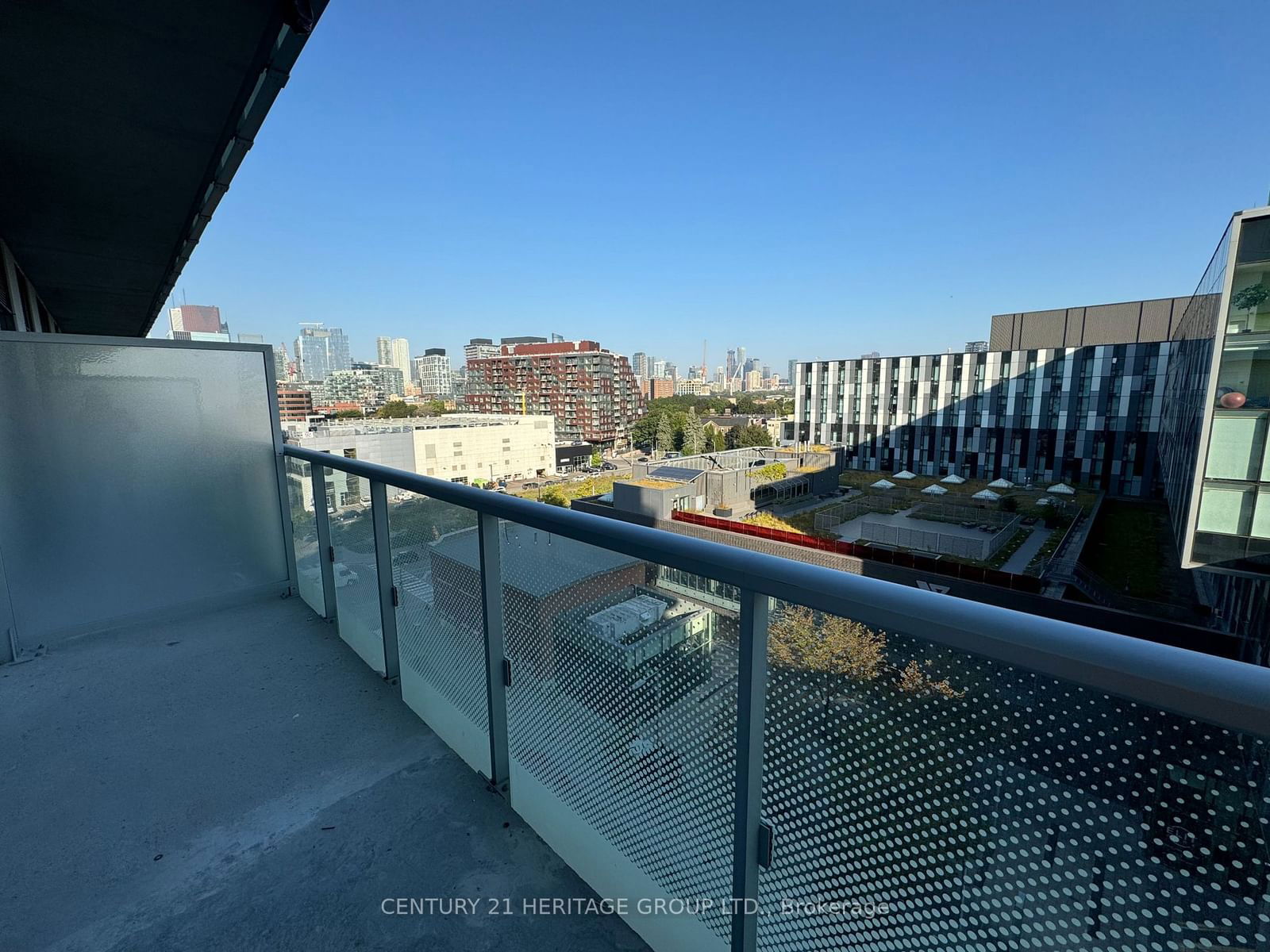 425 front St E, unit 703 for rent