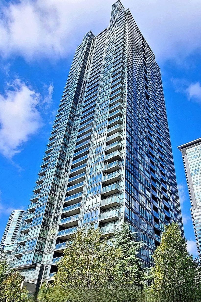 15 Fort York Blvd, unit 2111 for rent