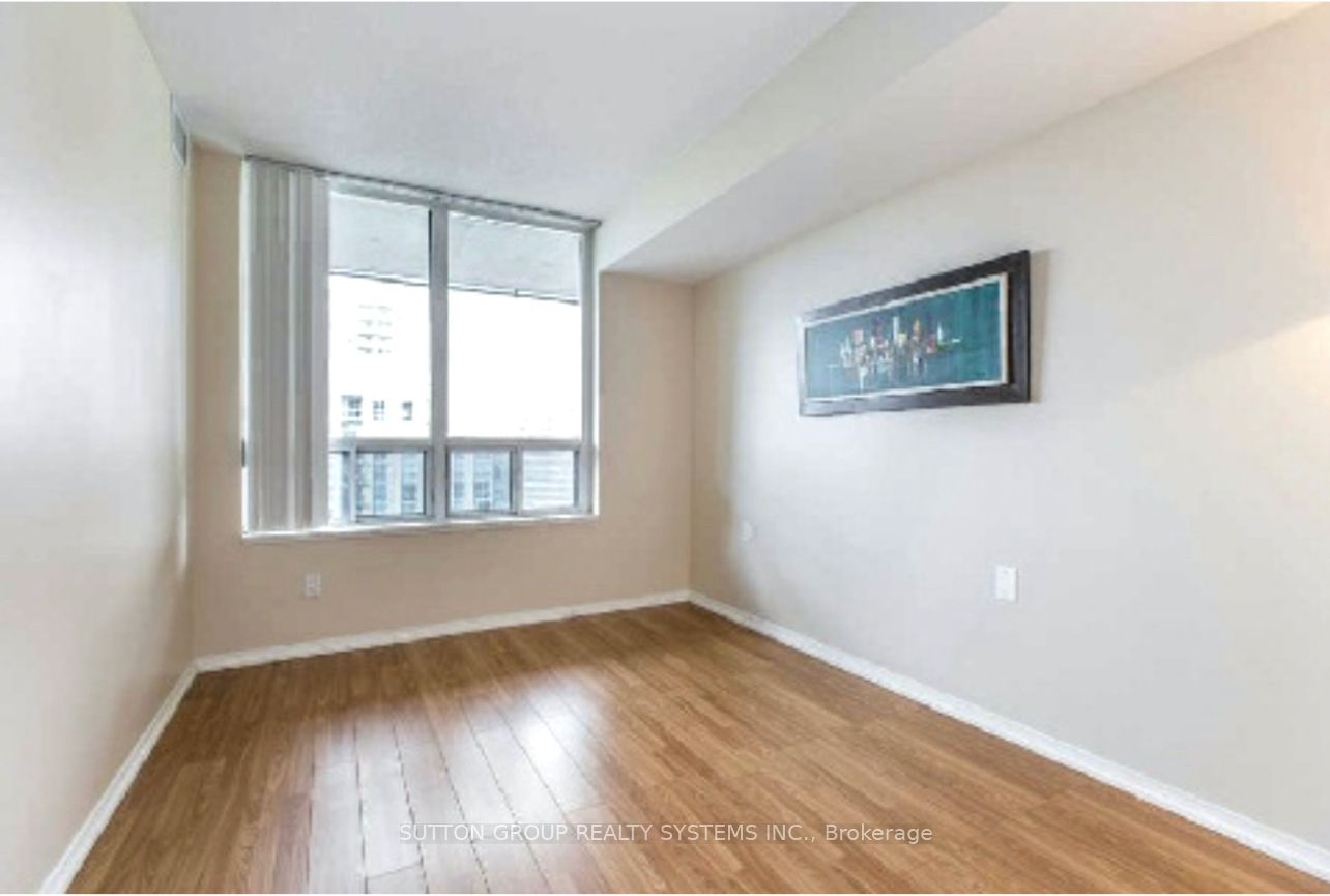 35 Finch Ave E, unit 2011 for rent