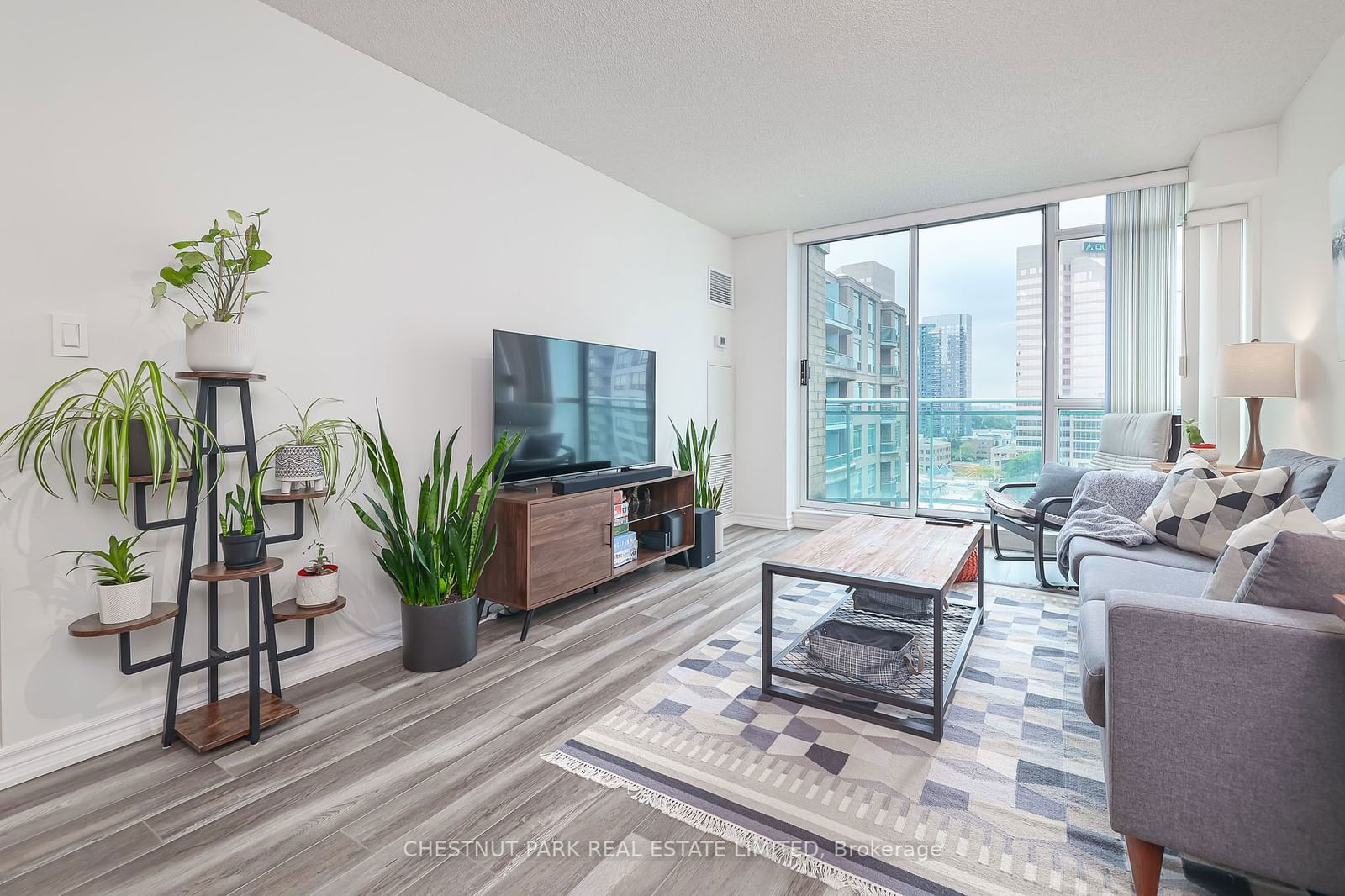 18 Pemberton Ave, unit PH02 for sale