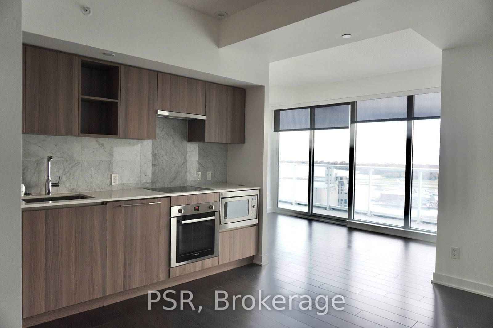 19 Bathurst St, unit 2911 for rent