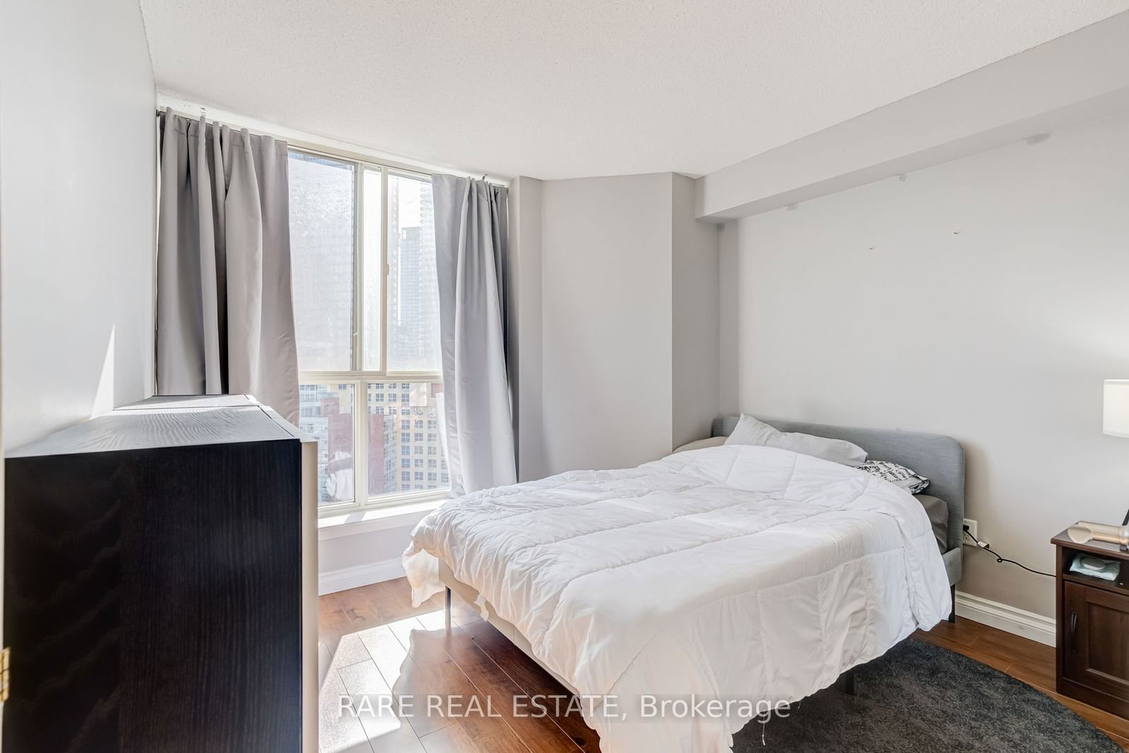 44 St Joseph St, unit 1708 for sale