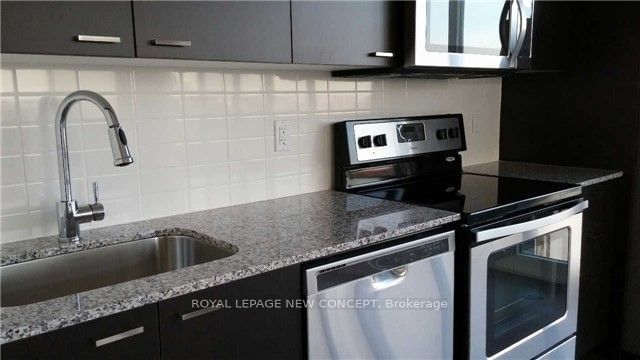 88 Sheppard Ave E, unit 2207 for rent