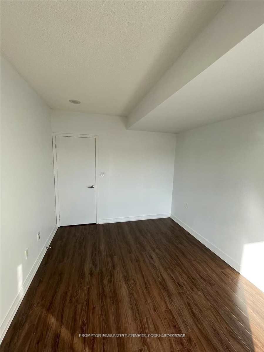 35 Mariner Terr, unit 1810 for rent