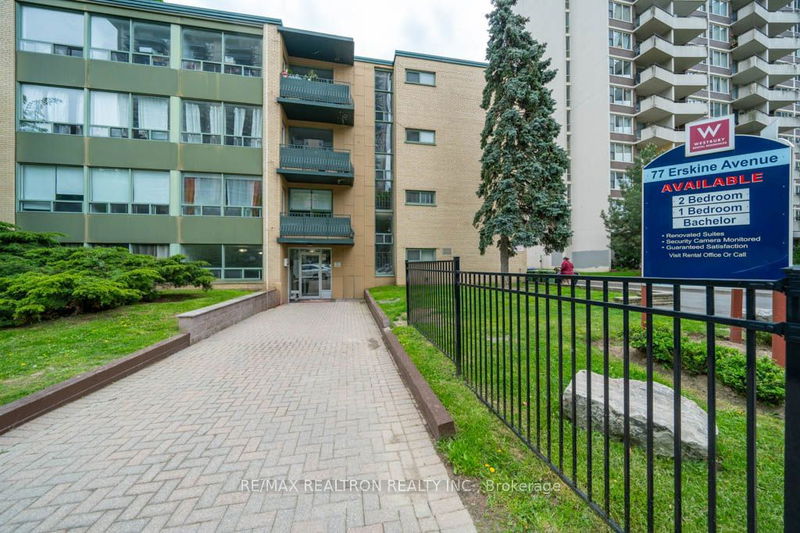 77 Erskine Ave, unit M9 for rent