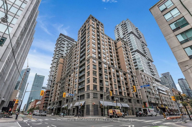 140 Simcoe St, unit 911 for sale