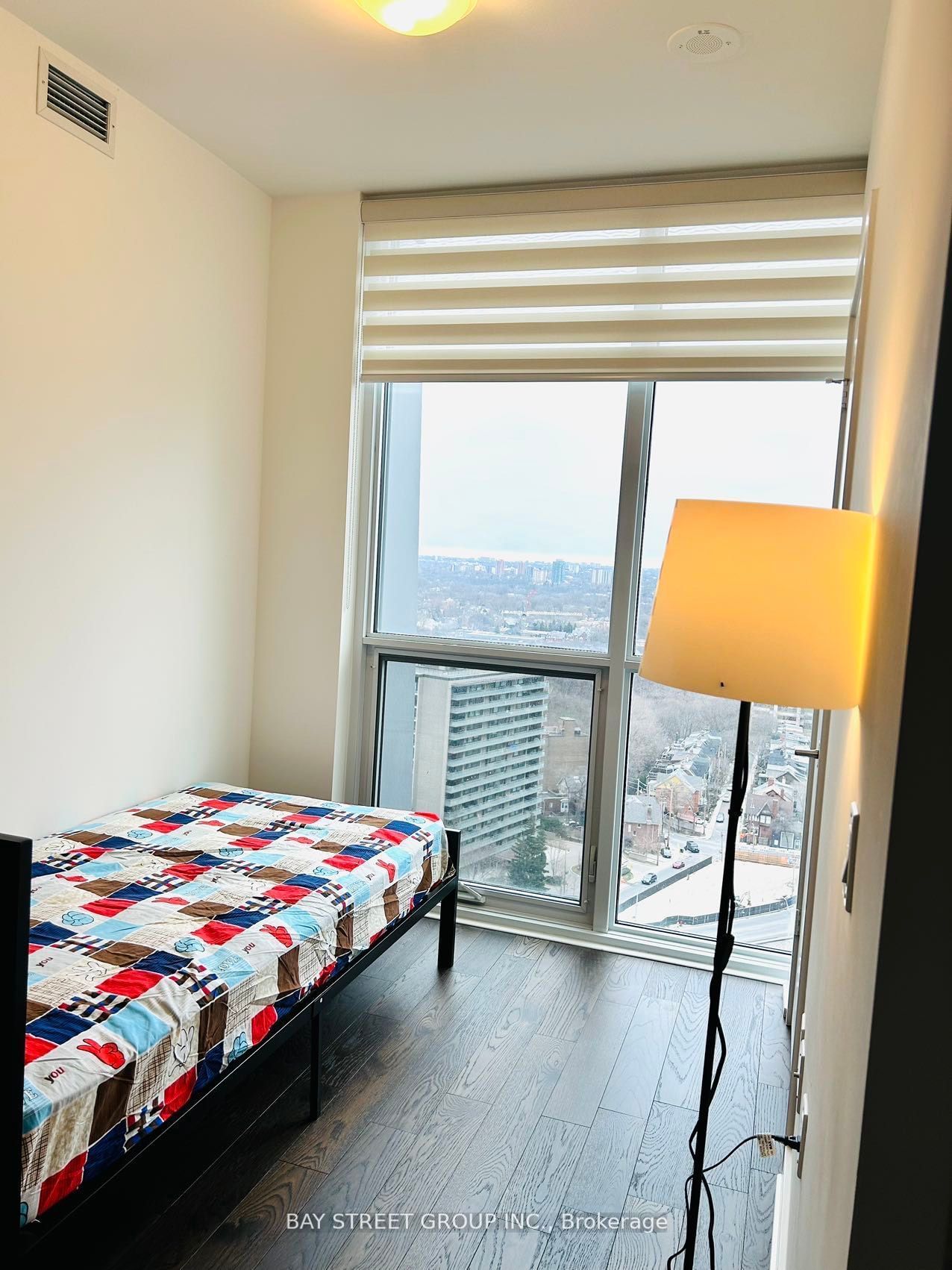 1 Yorkville Ave, unit 2008 for rent