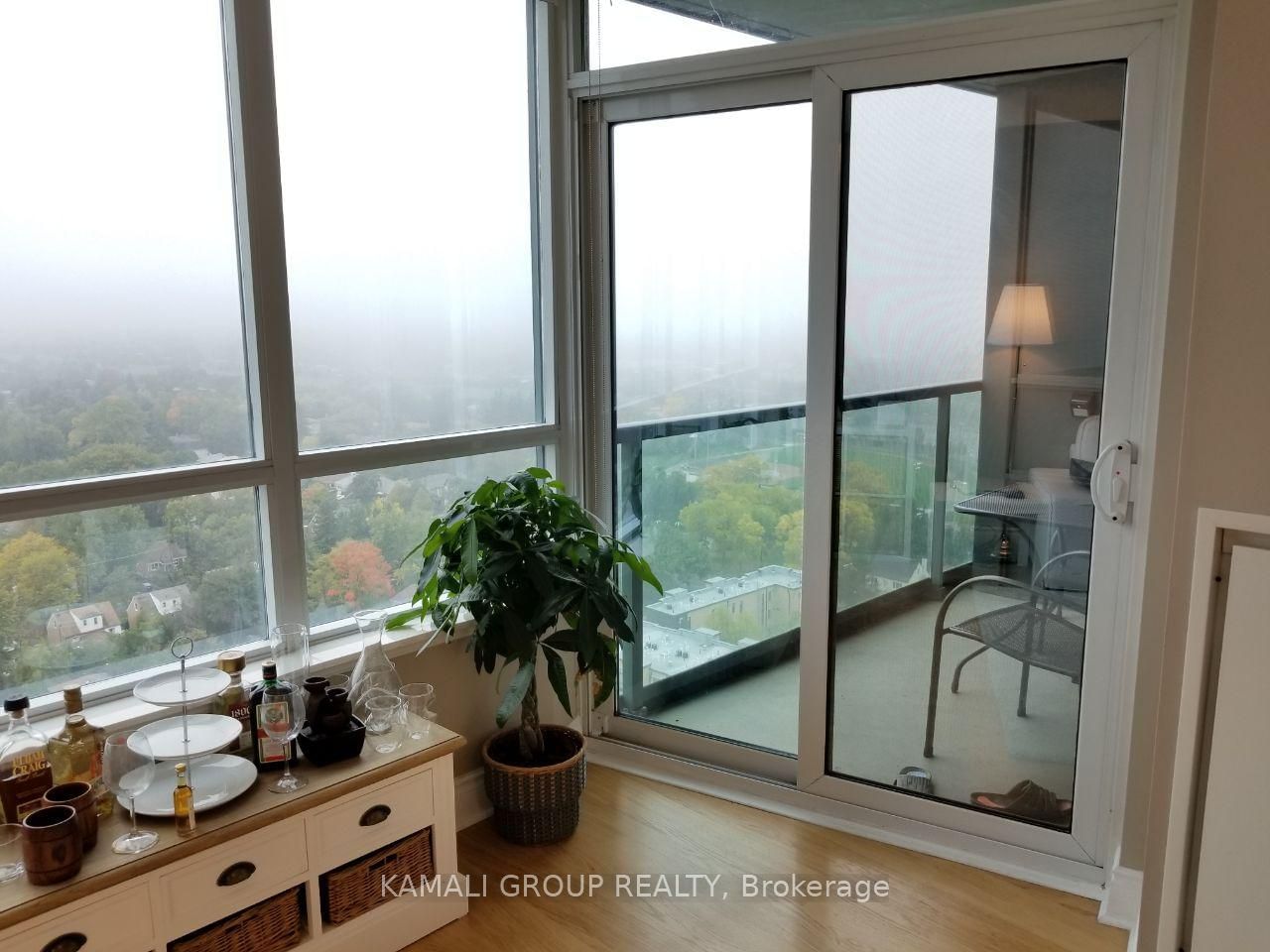 15 Greenview Ave, unit 2108 for rent