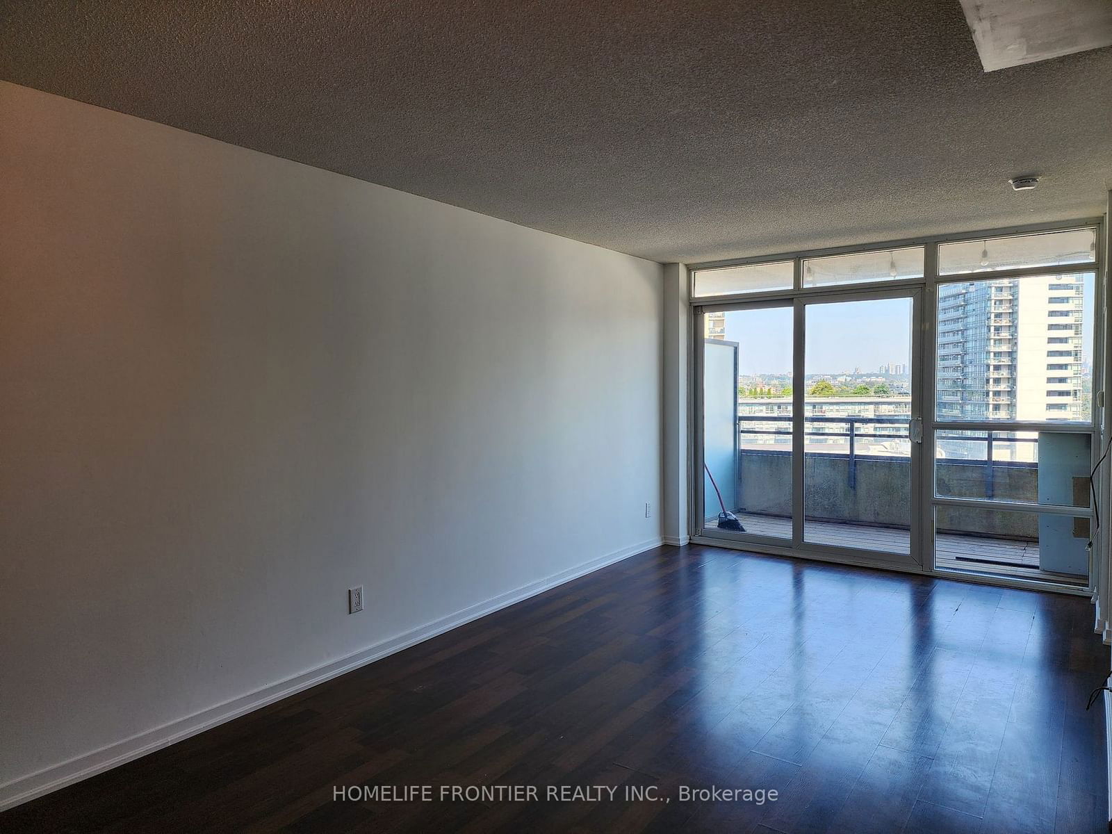 38 Joe Shuster Way, unit 1321 for rent