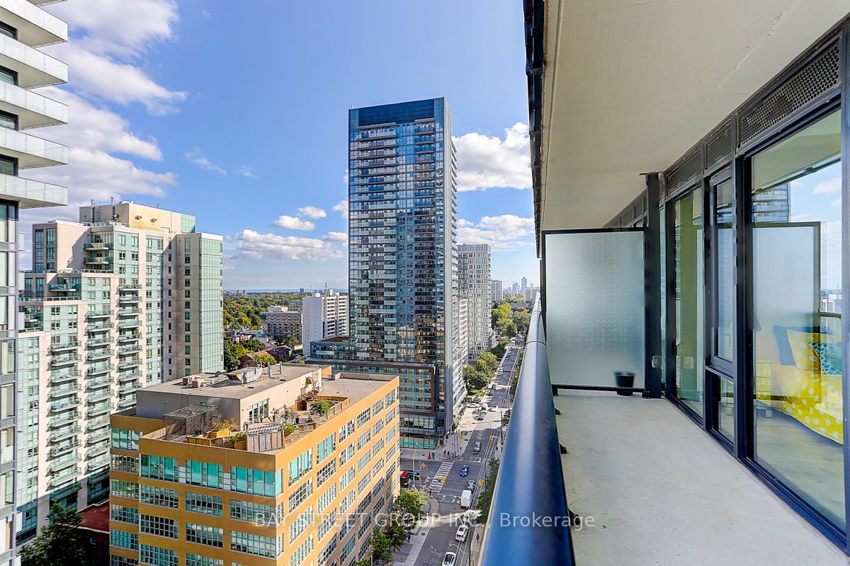 161 Roehampton Ave, unit 1708 for sale