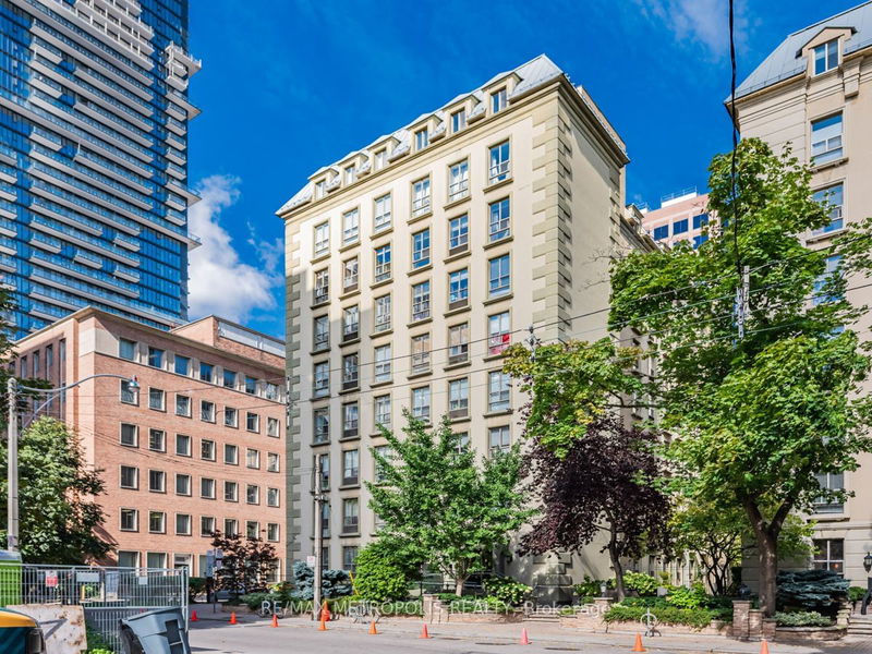 80 Charles St E, unit 301 for sale