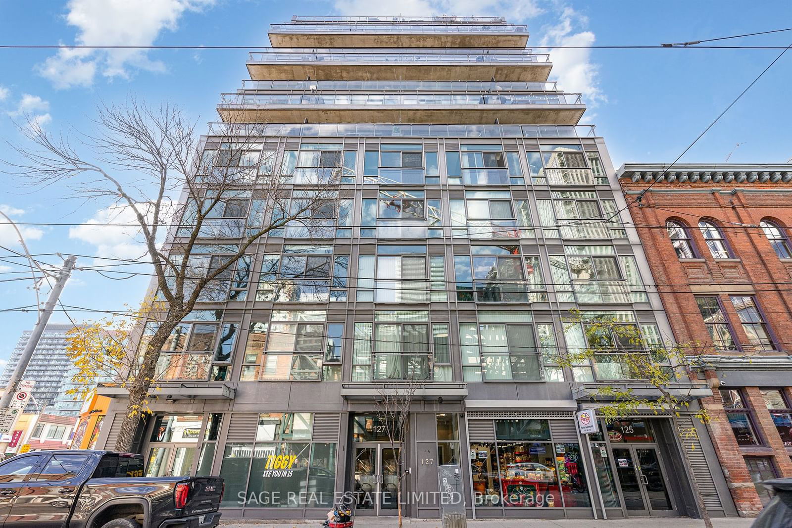 127 Queen St E, unit 903 for rent