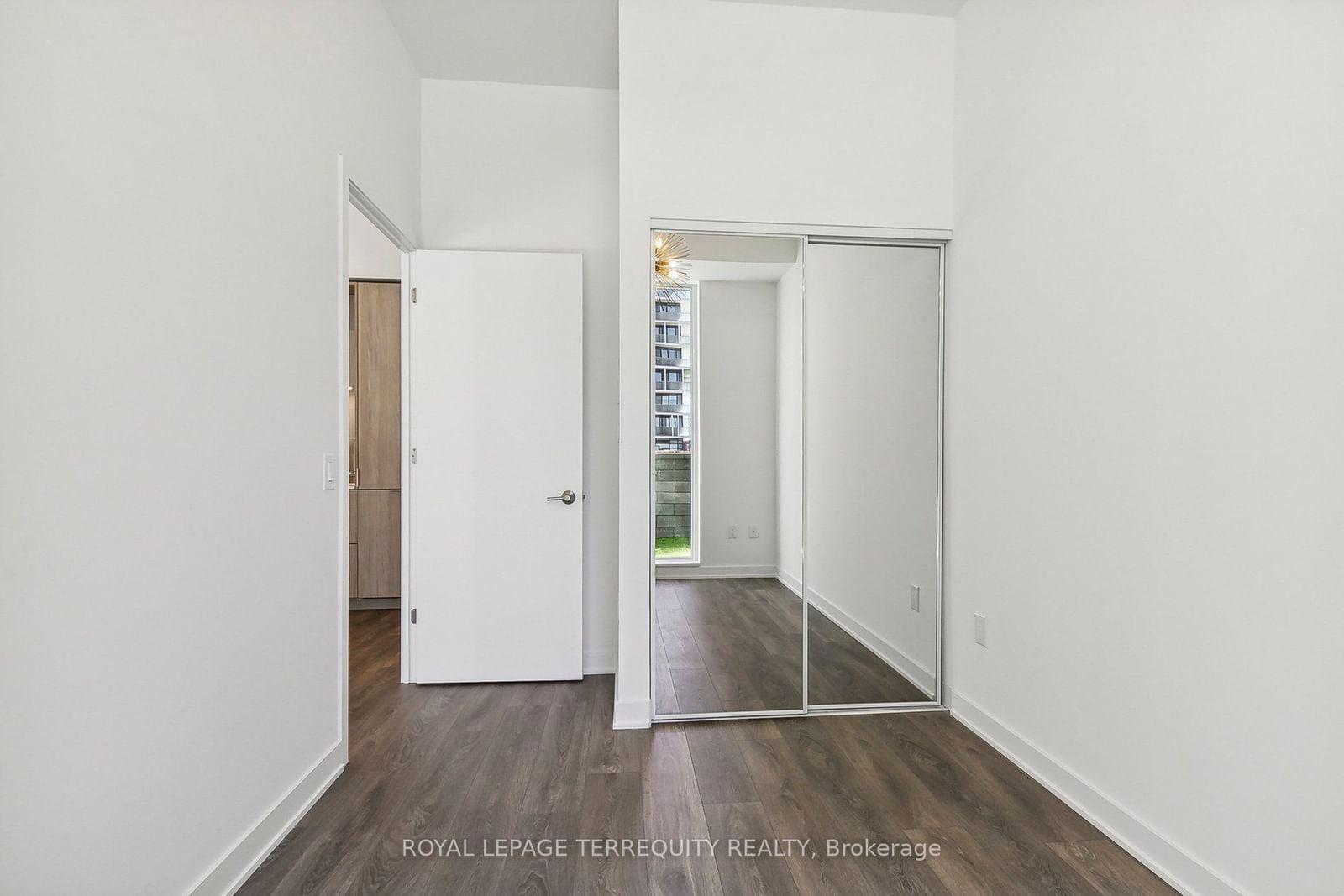 130 River St, unit 404 for sale