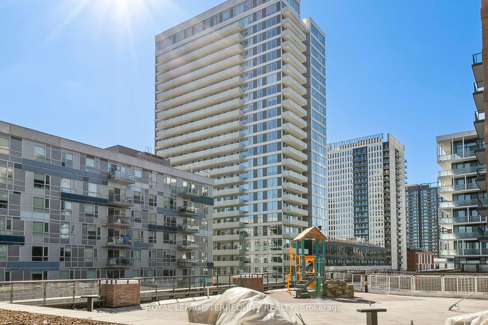 130 River St, unit 404 for sale