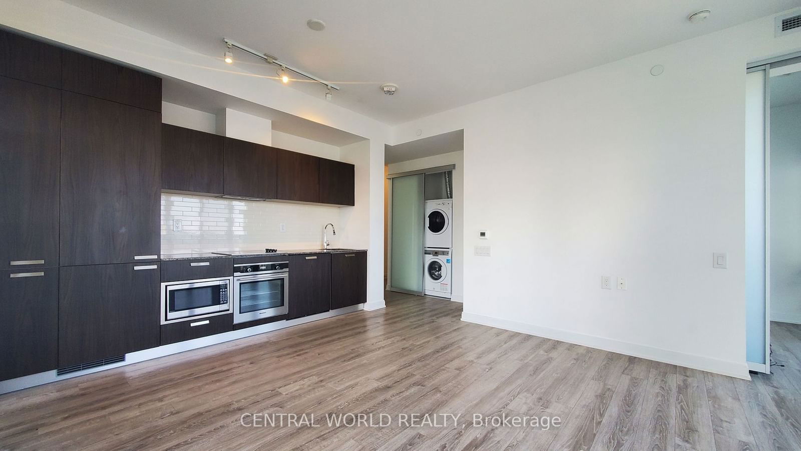 50 Charles St E, unit 2705 for rent