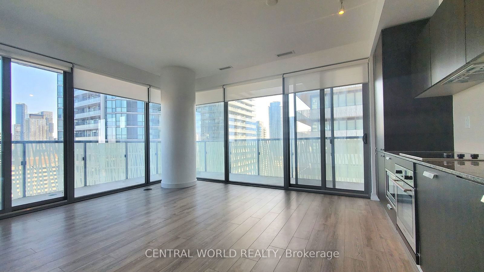 50 Charles St E, unit 2705 for rent