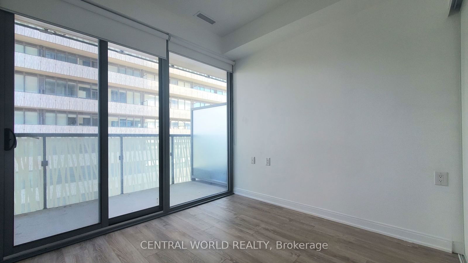 50 Charles St E, unit 2705 for rent