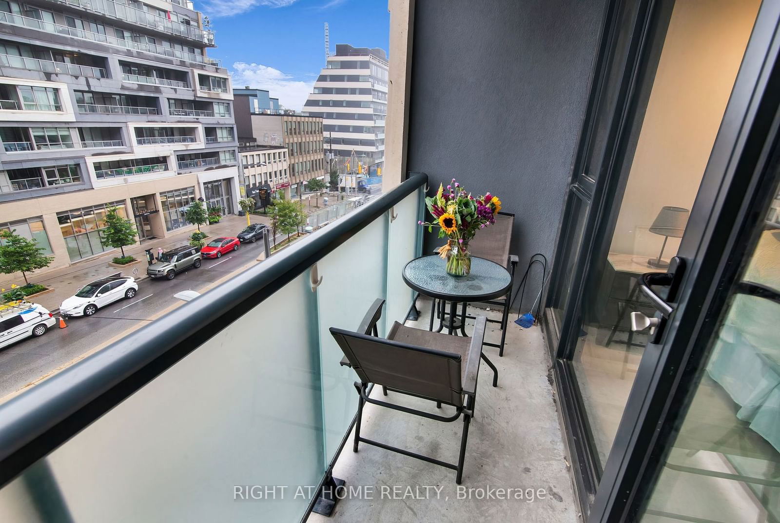 840 St Clair Ave W, unit 512 for sale