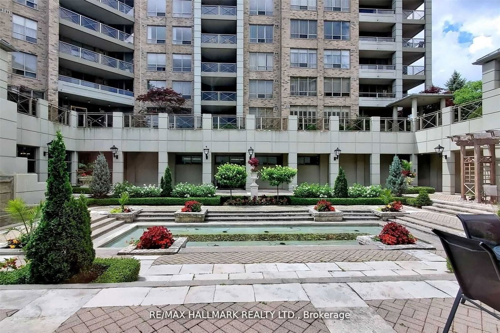 215 The Donway W, unit 310 for sale