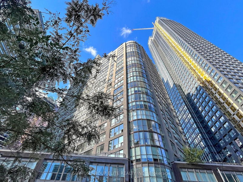 24 Wellesley St W, unit 1906 for sale