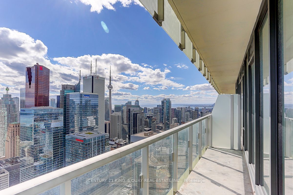 197 Yonge St, unit 5907 for sale