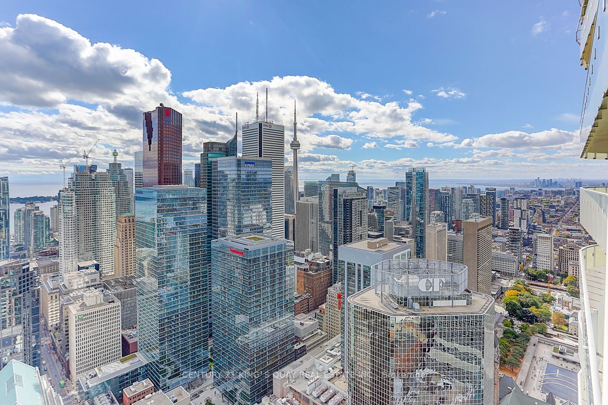 197 Yonge St, unit 5907 for sale