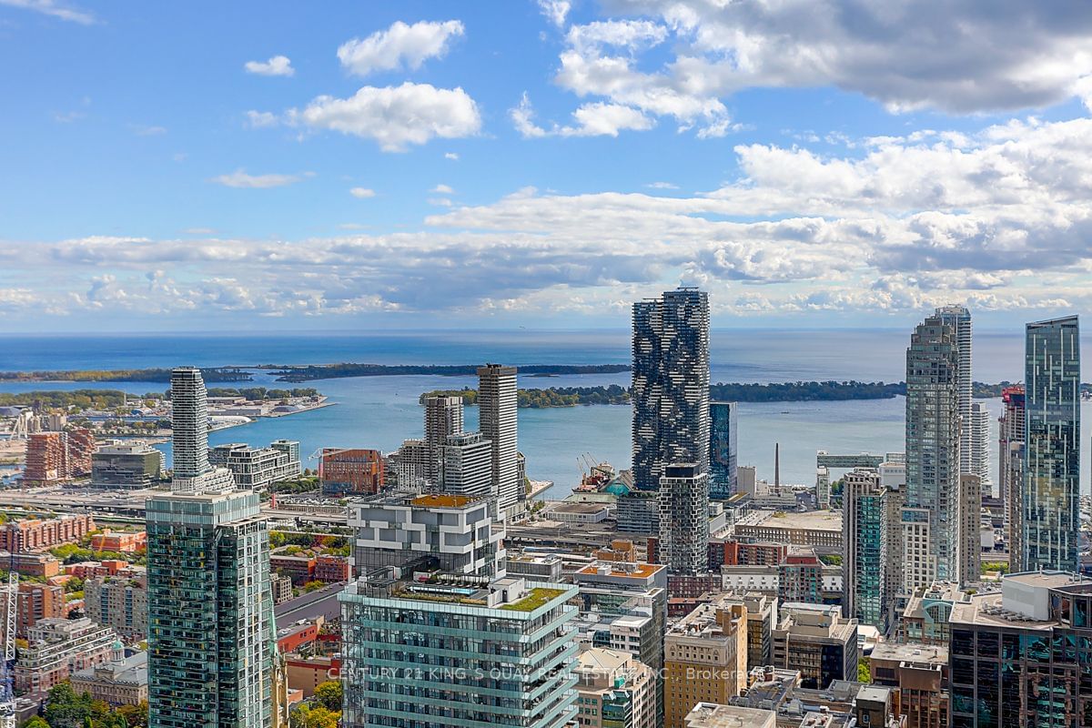 197 Yonge St, unit 5907 for sale