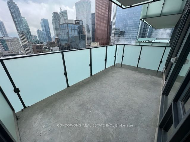 25 Richmond St E, unit 2909 for rent