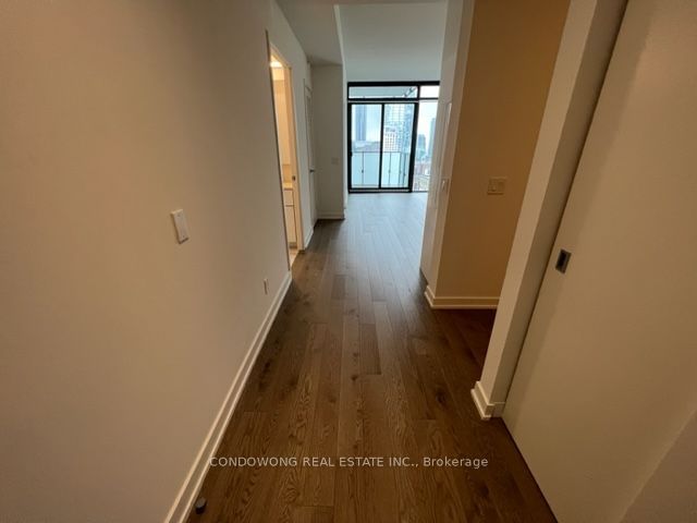 25 Richmond St E, unit 2909 for rent