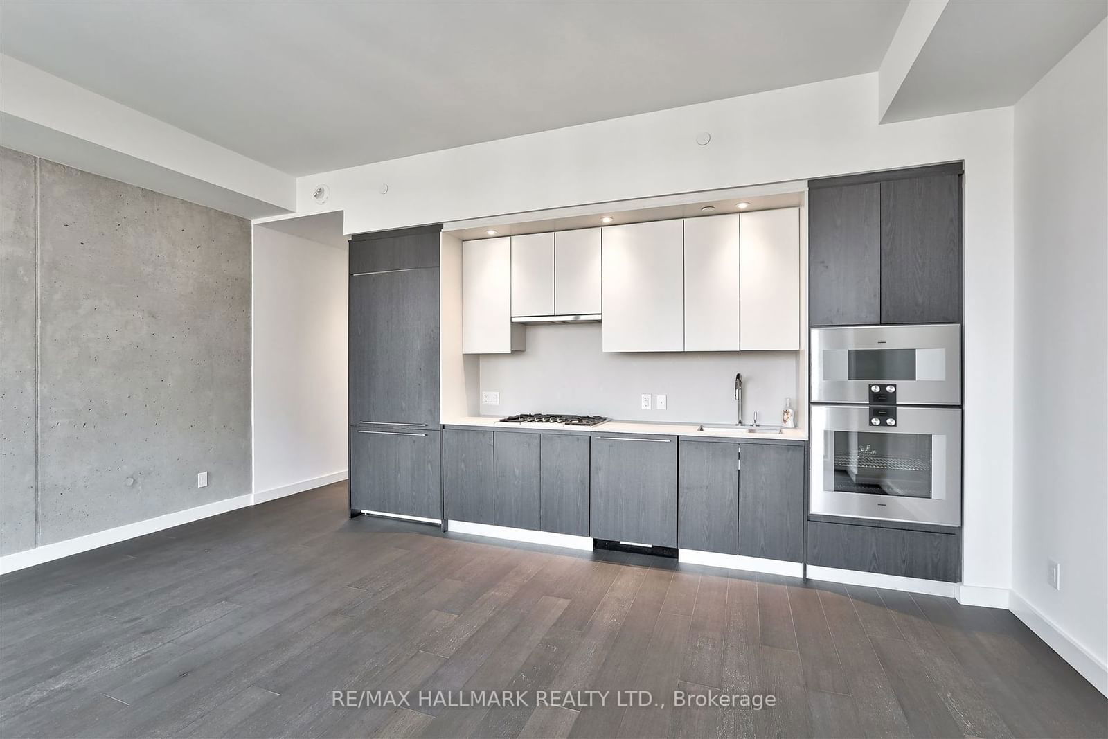 81 Wellesley St E, unit 1105 for sale