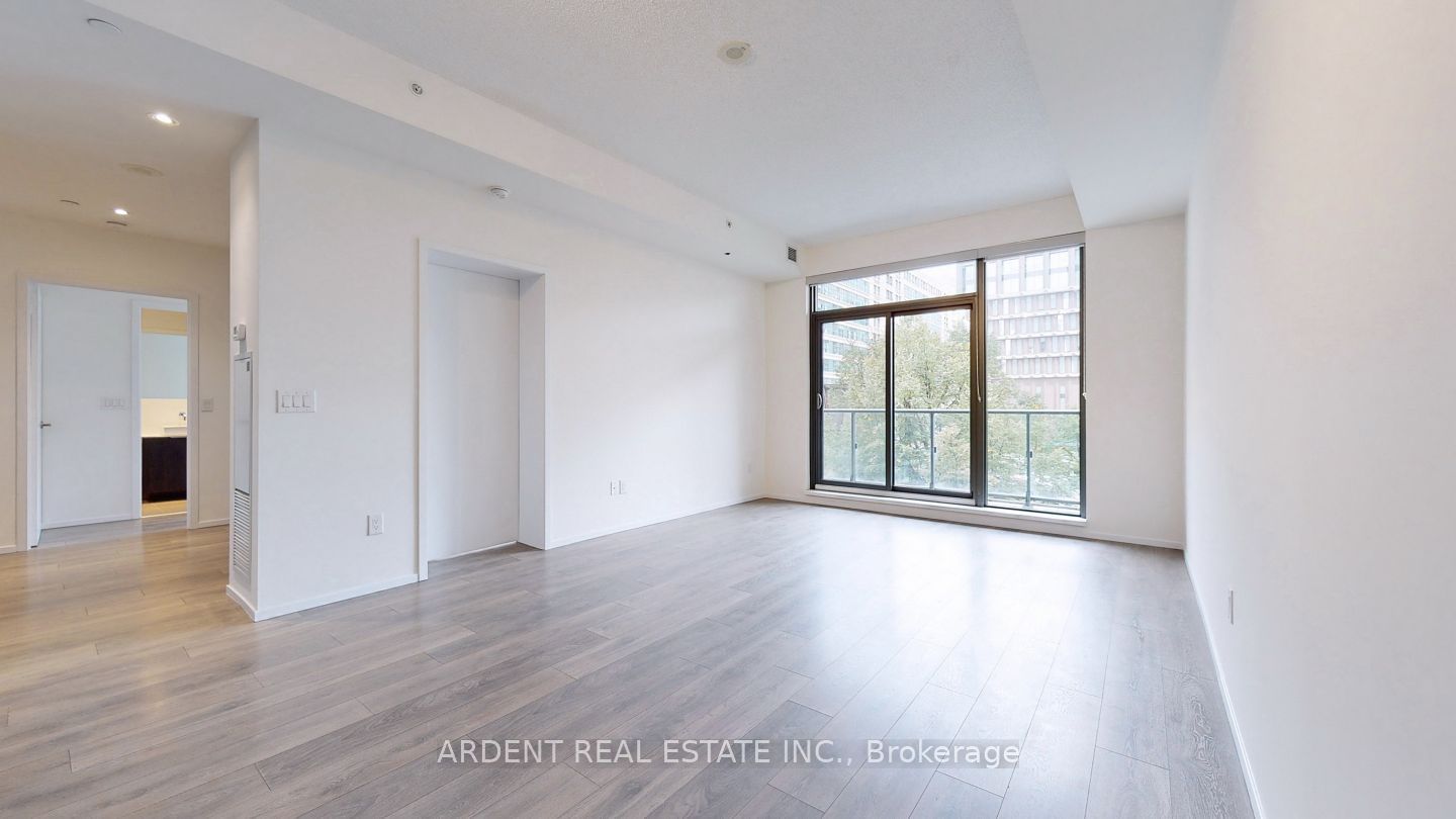 159 Dundas St E, unit 414 for rent