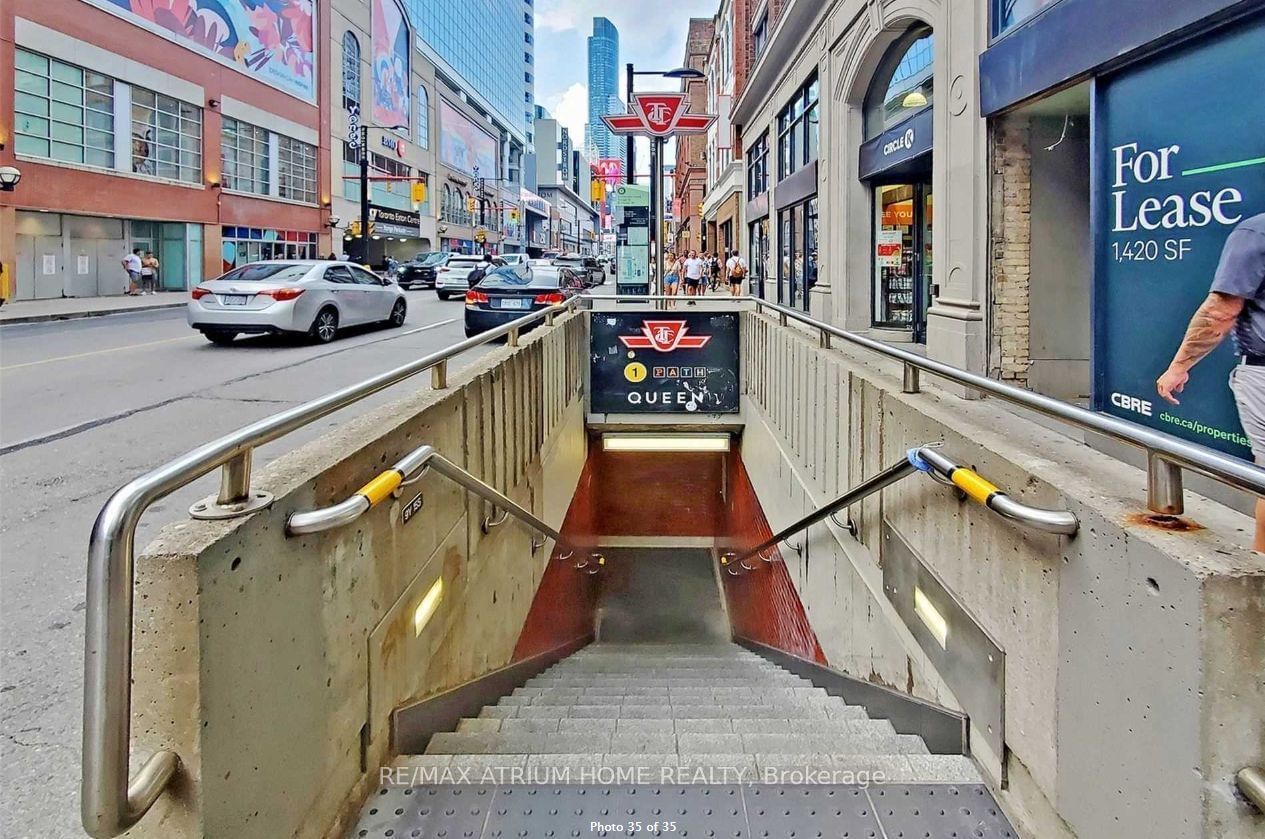 197 Yonge St, unit 1211 for rent