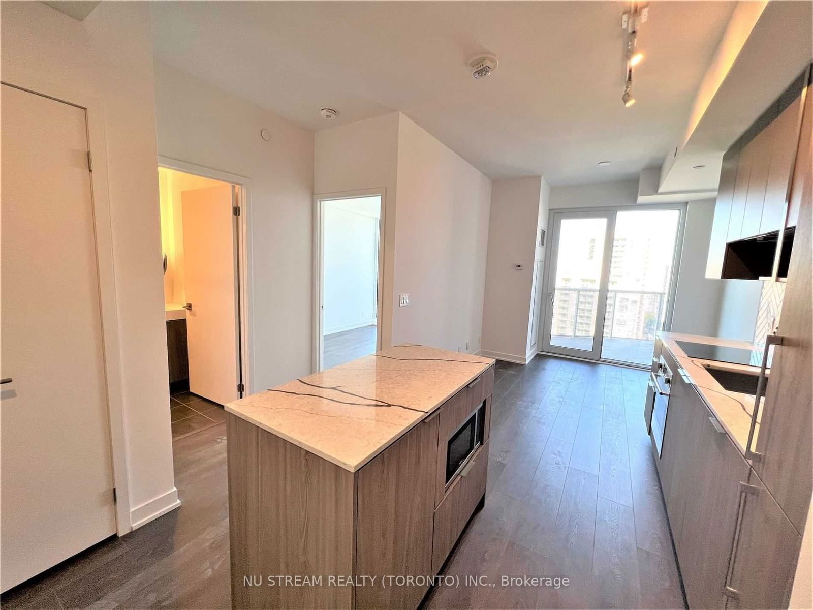 15 Holmes Ave, unit 2107 for sale