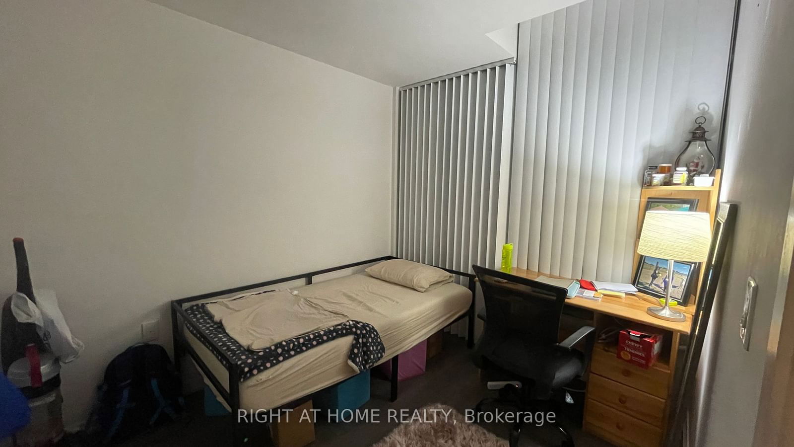 36 Lisgar St, unit PH03w for rent