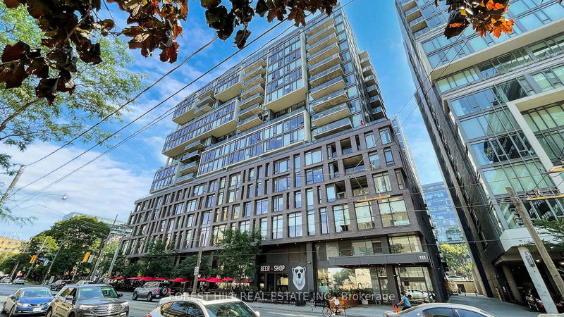 111 Bathurst St, unit 415 for rent