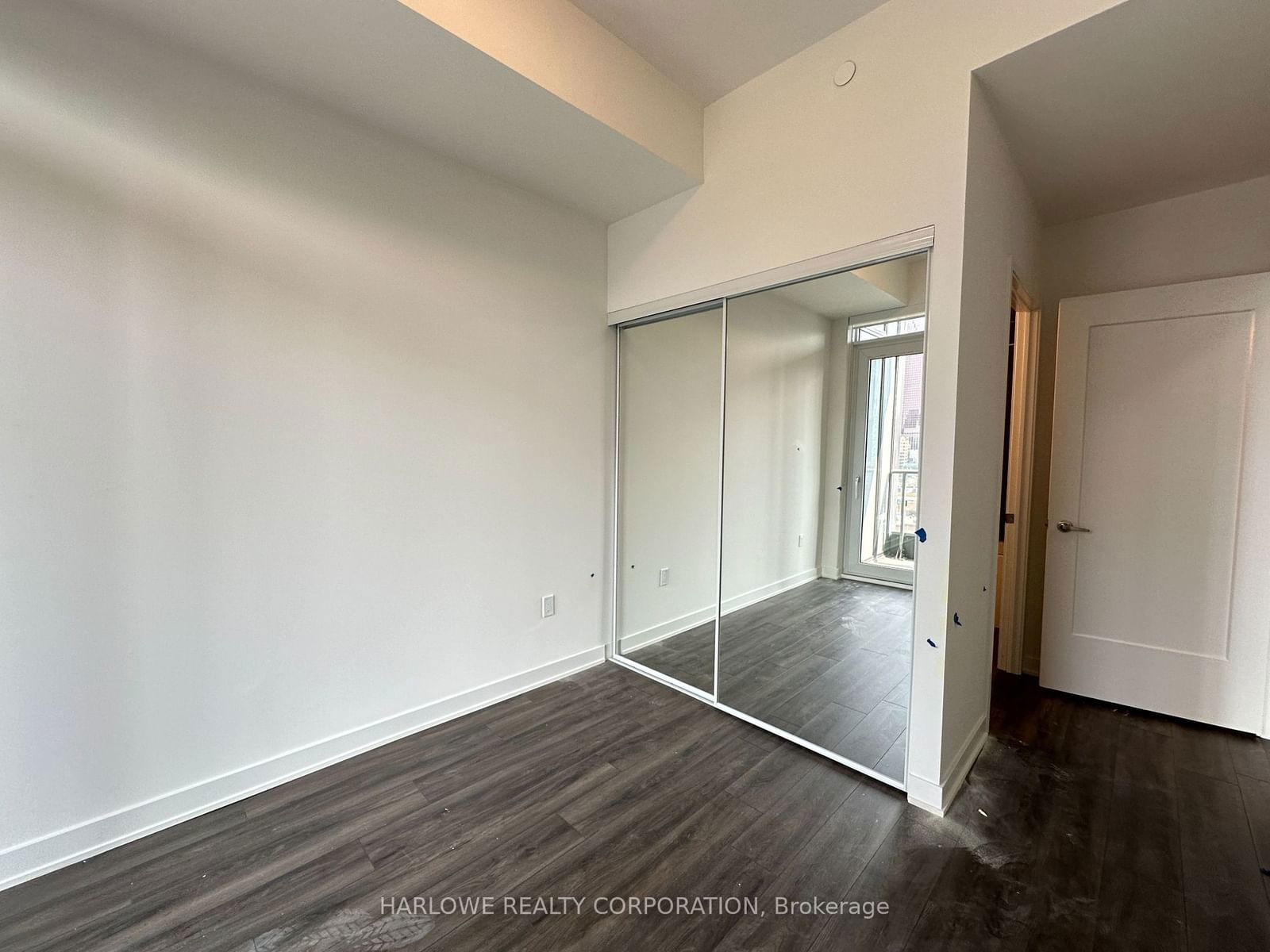 135 Lower Sherbourne St, unit 1751 W for rent