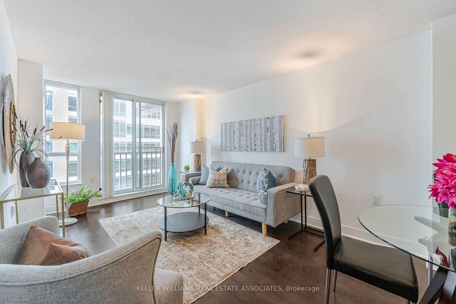 388 Bloor St E, unit 1507 for sale