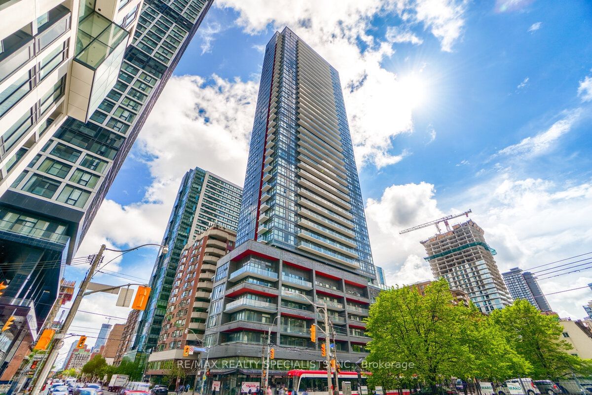 159 DUNDAS St E, unit 505 for sale