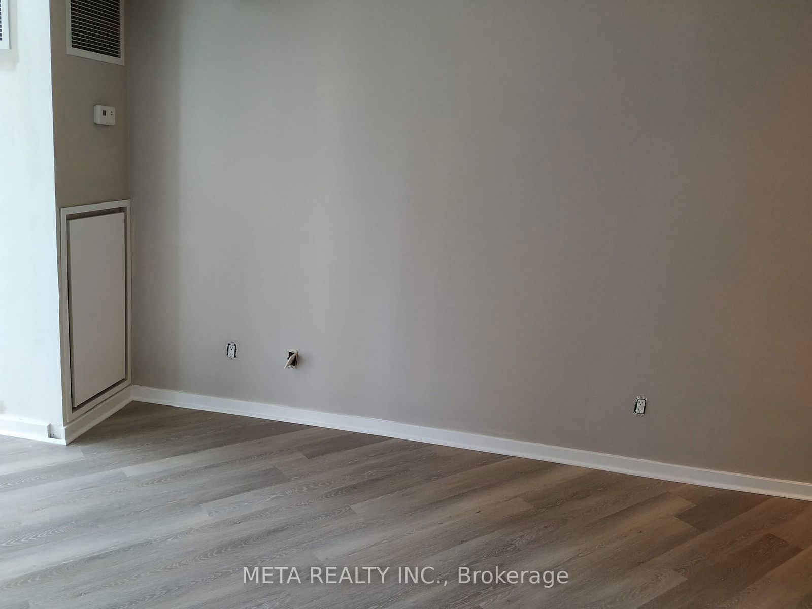 208 Queens Quay W, unit 803 for rent