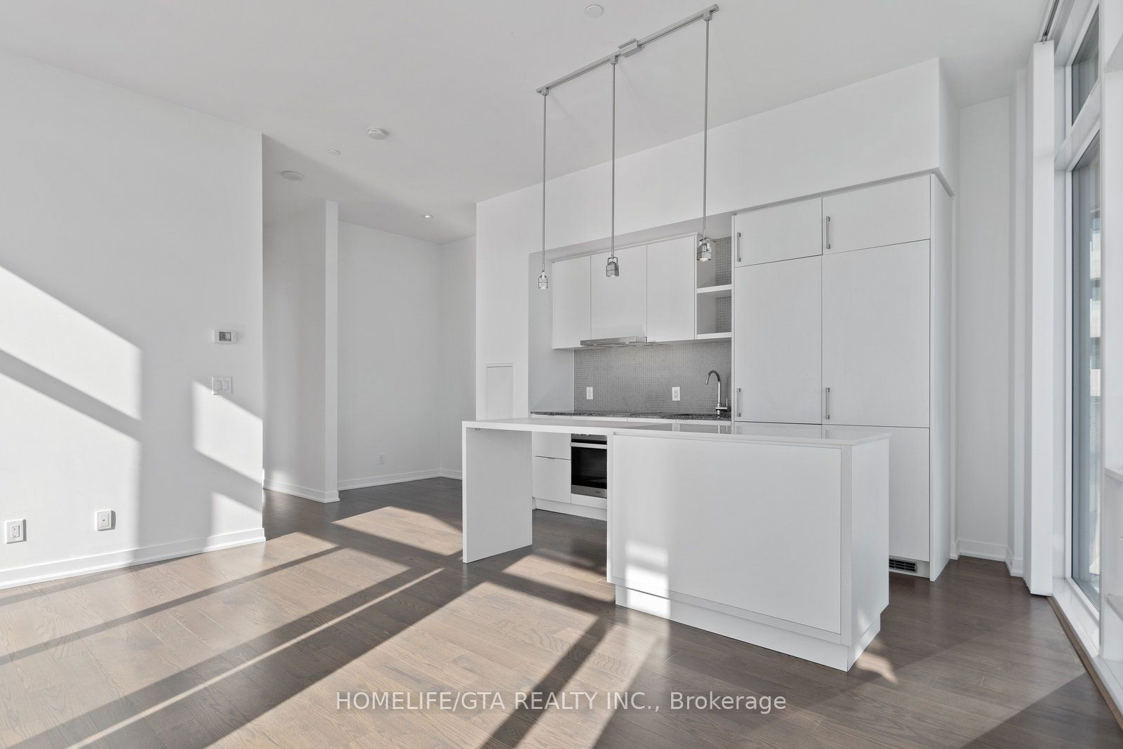 100 Harbour St, unit 6910 for rent