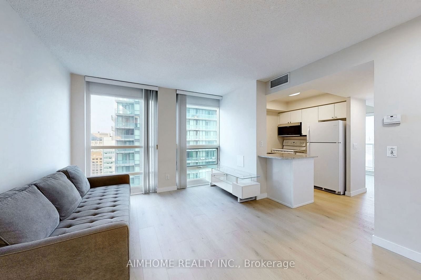 763 Bay St, unit 2712 for sale