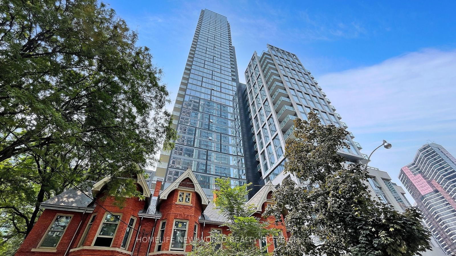 3 Gloucester St, unit 3306 for rent