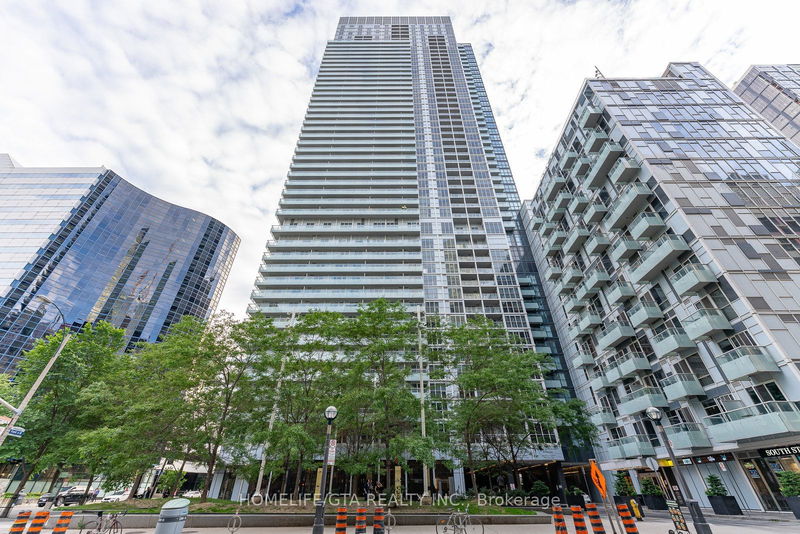 300 Front St W, unit 2813 for rent