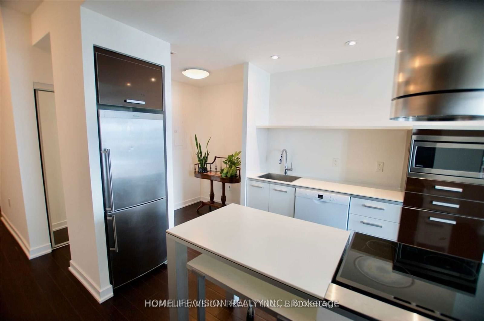 38 Dan Leckie Way, unit 2116 for rent