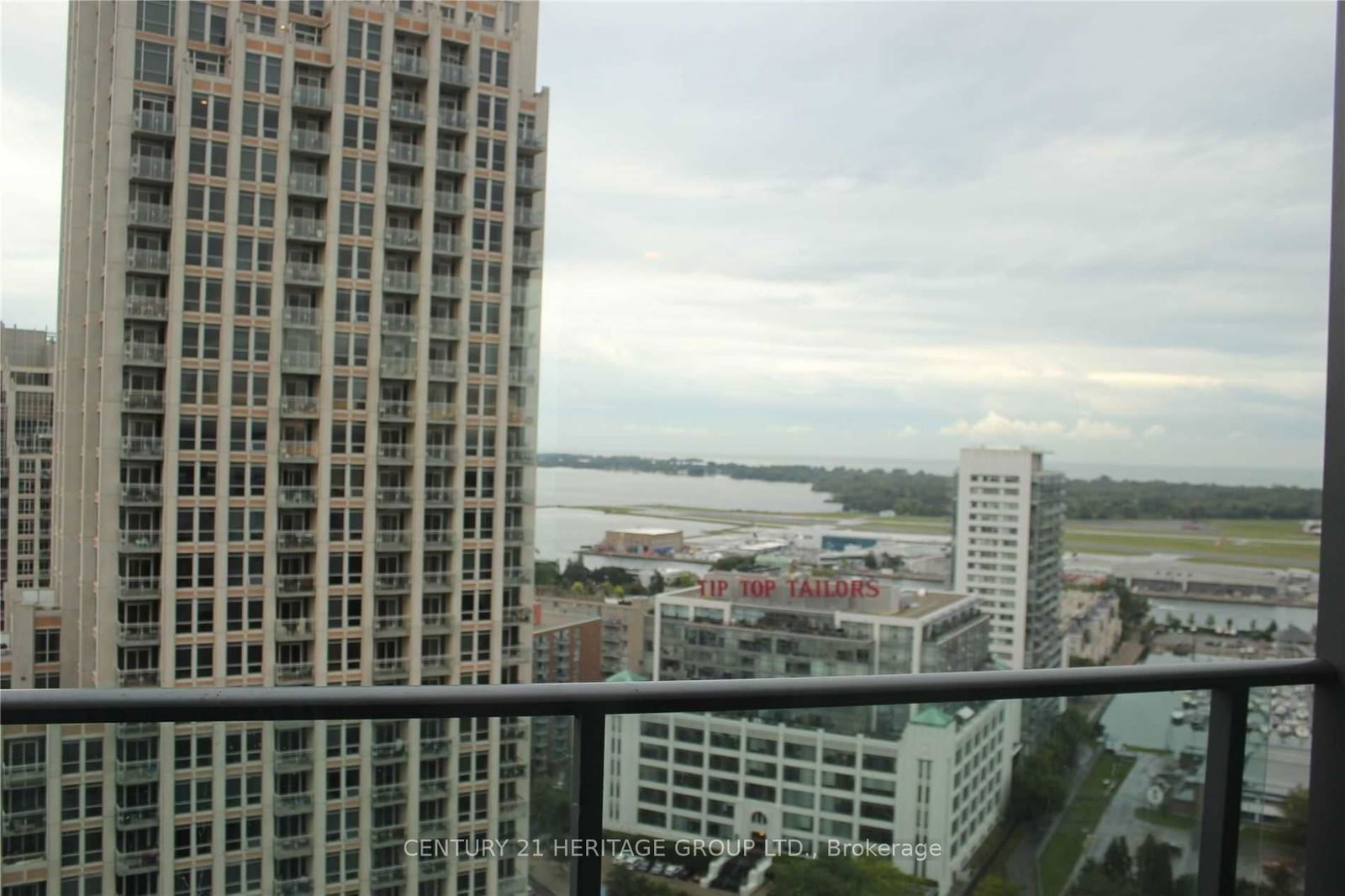 215 Fort York Blvd, unit 2702 for rent